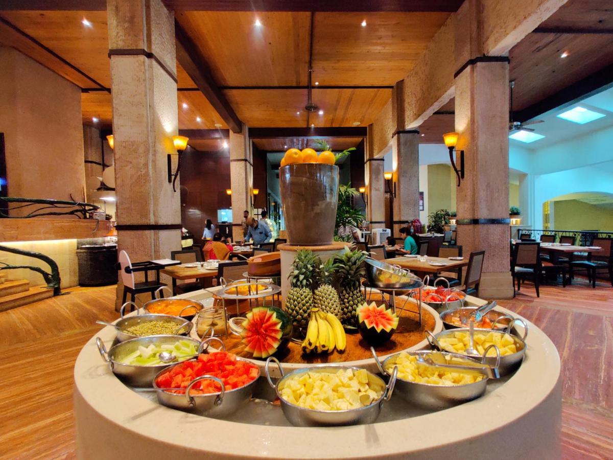 Fariyas Resort Lonavla Exterior foto