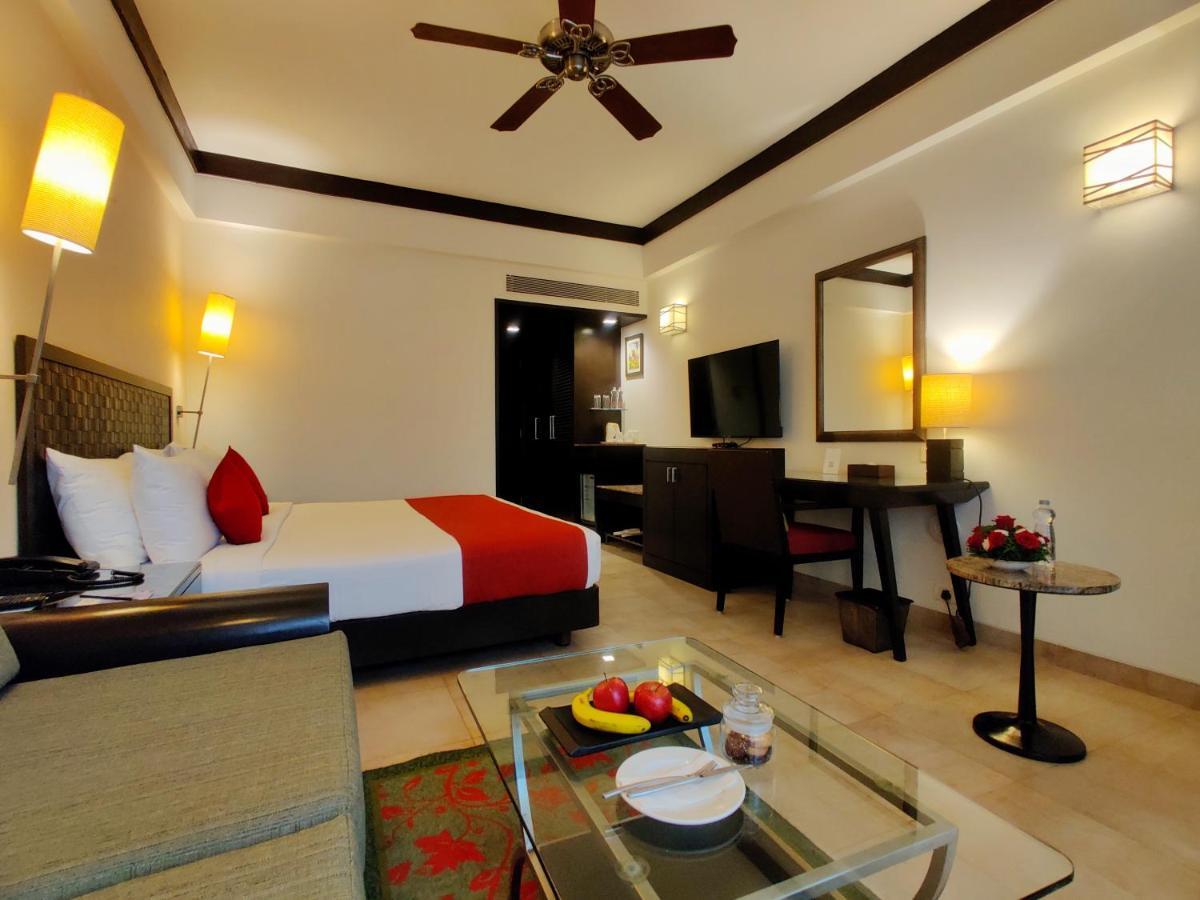 Fariyas Resort Lonavla Exterior foto