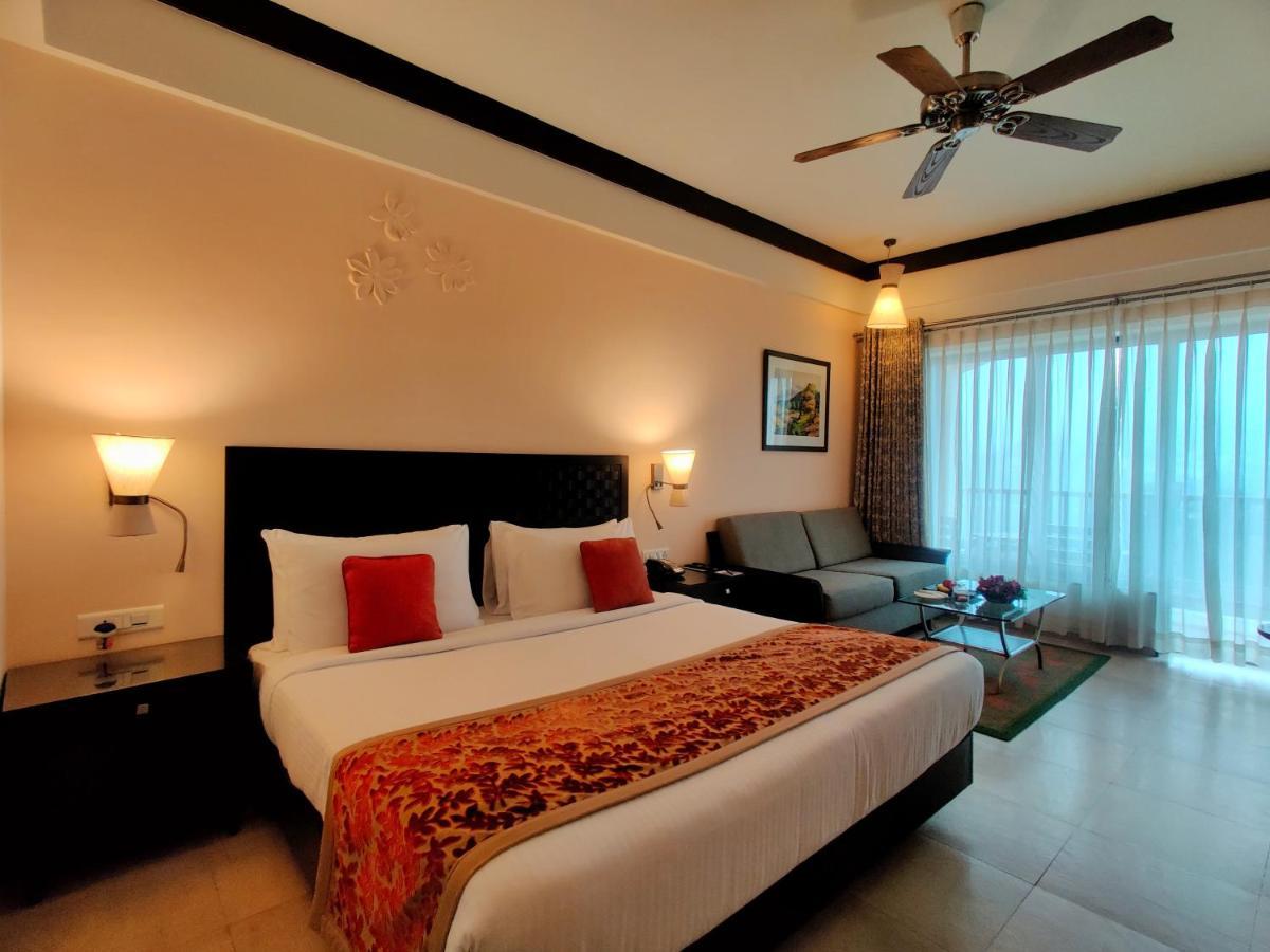 Fariyas Resort Lonavla Exterior foto
