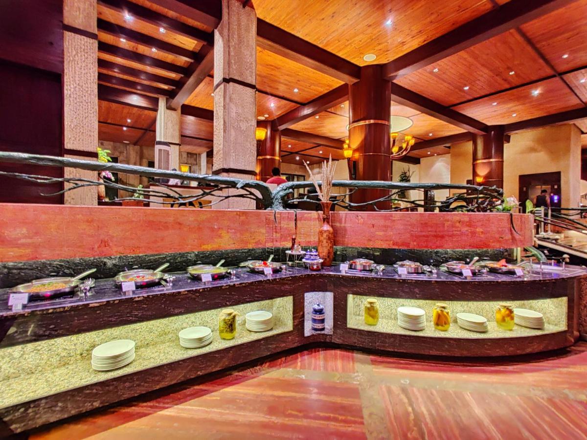 Fariyas Resort Lonavla Exterior foto
